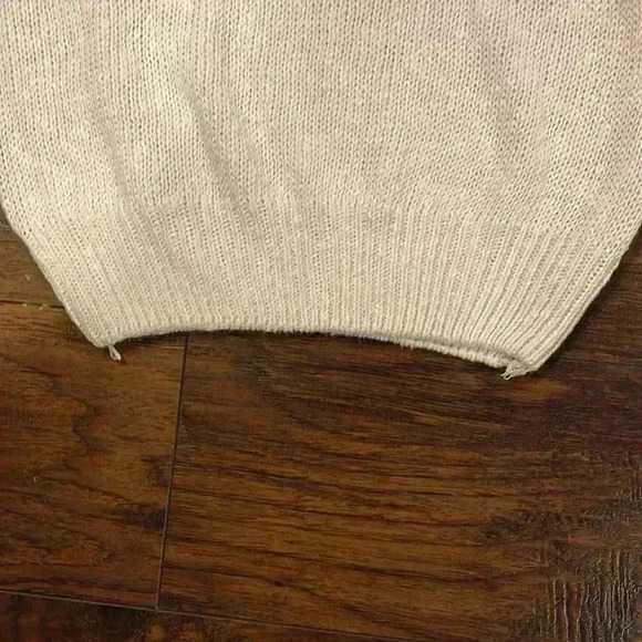 Vintage Knit Floral Detail Sweater - Picture 3 of 4